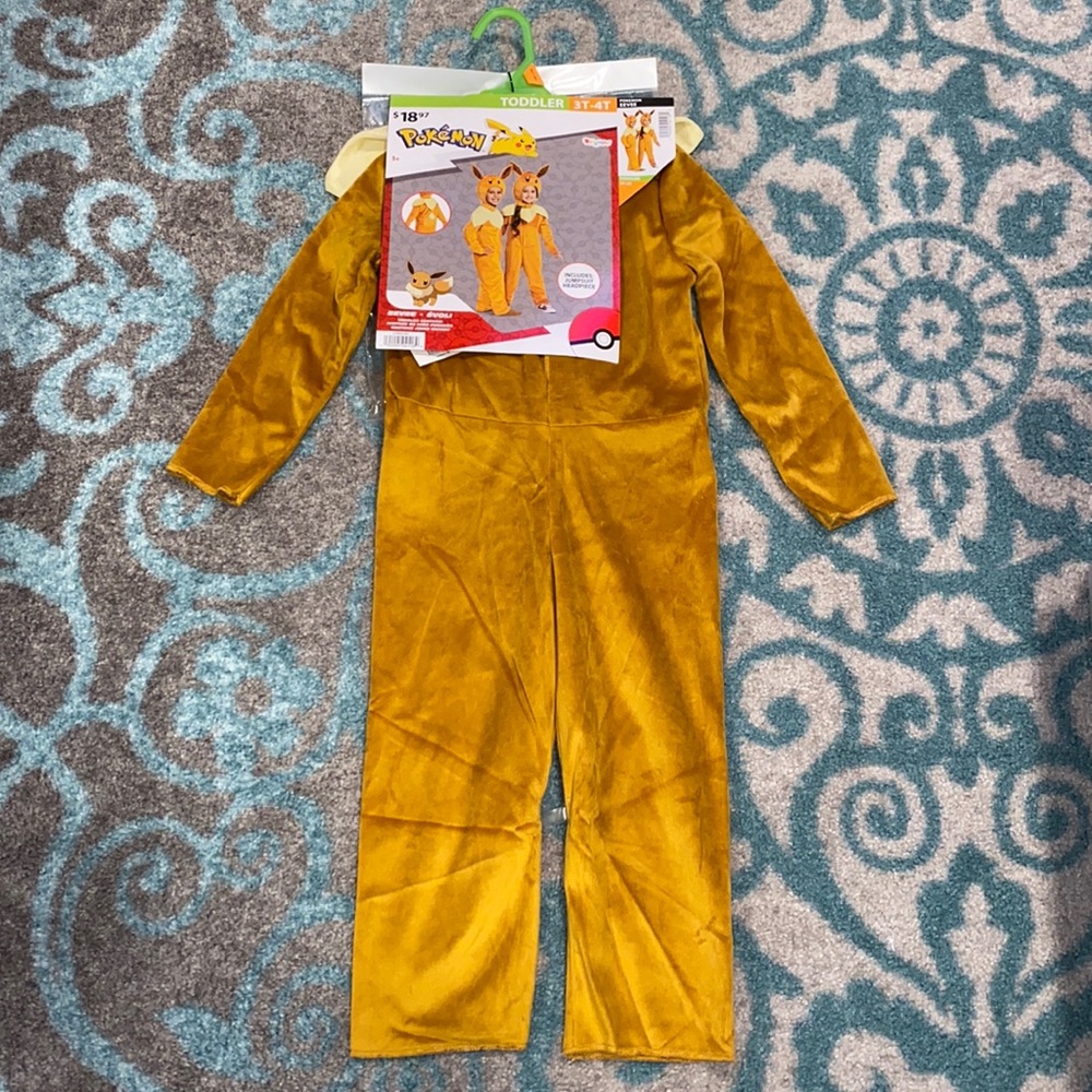NWT Pokémon Eevee toddler costume